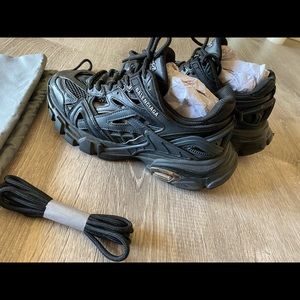 Balenciaga Track 2 Black sneakers